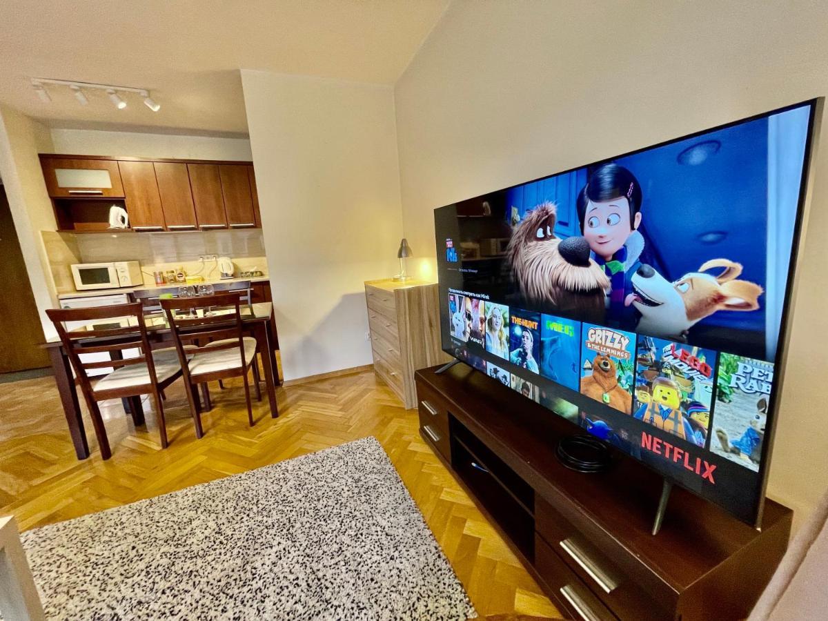 Raven Metro Fast Wifi 70'Tv Netflix Hbomax Appletv Leilighet Warszawa Eksteriør bilde