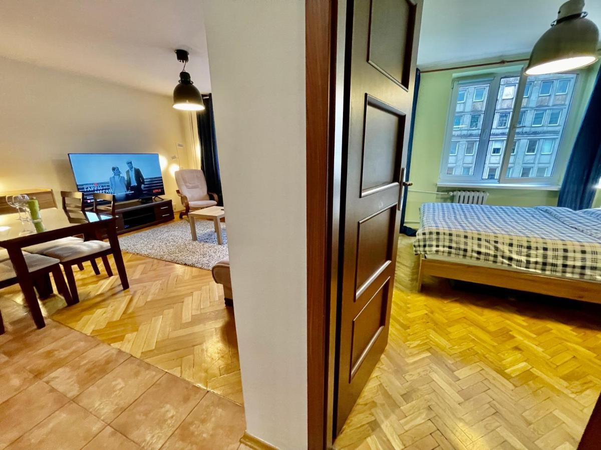 Raven Metro Fast Wifi 70'Tv Netflix Hbomax Appletv Leilighet Warszawa Eksteriør bilde